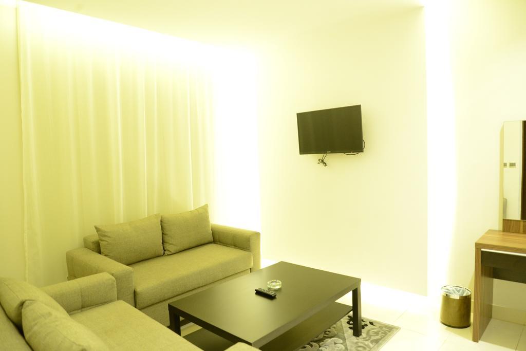 Silver City 2 Business Hotel Apartmentsジェッダ エクステリア 写真